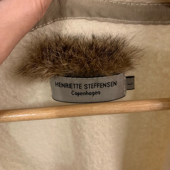 Gorgeous long wool light layer coat - Picture 4 of 5